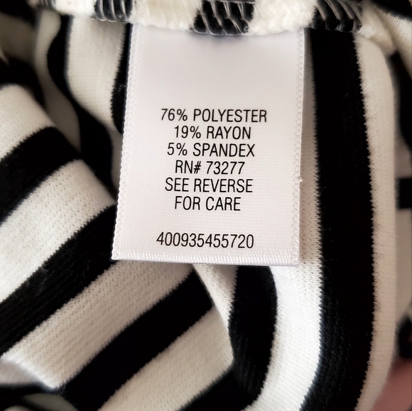 Elle striped cropped peplum blazer - Picture 3 of 5